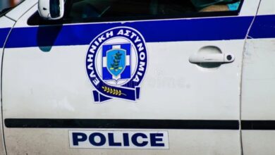 Χειροπέδες-σε-19χρονο-στα-Τρίκαλα-για-επικίνδυνη-οδήγηση-και-απείθεια