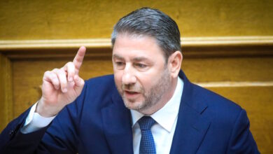 Ανδρουλάκης:-«Η-χώρα-έχει-ανάγκη-από-πρόσωπα-πολιτικά-αυτόνομα,-που-δεν-έχουν-προστάτες-και-χορηγούς»