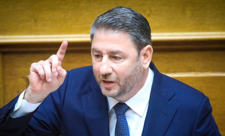 Ανδρουλάκης:-«Η-χώρα-έχει-ανάγκη-από-πρόσωπα-πολιτικά-αυτόνομα,-που-δεν-έχουν-προστάτες-και-χορηγούς»