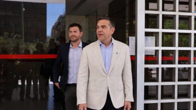 Δημοσκόπηση-interview:-Πρώτη-η-ΝΔ,-δεύτερη-η-ΕΛΑΣ-του-Αλέξη-Τσίπρα-–-Με-ποσοστό-8,5%-το-ΠΑΣΟΚ-στην-τρίτη-θέση