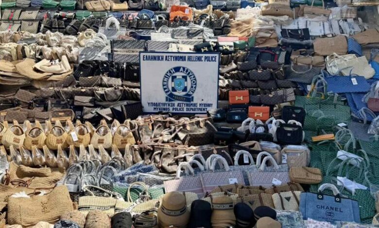 Χειροπέδες-σε-συμμορία-που-είχε-πλημμυρήσει-τη-Μύκονο-με-«μαϊμού»-prada,-gucci-και-louis-vuitton