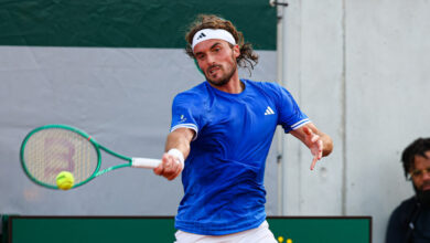Αρνάλντι-–-Τσιτσιπάς-3-1:-Εκτός-roland-garros-ο-Έλληνας-τενίστας