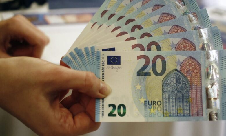 e-ΕΦΚΑ:-Επιστροφή-εισφορών-ύψους-433.000-ευρώ-σε-επαγγελματίες