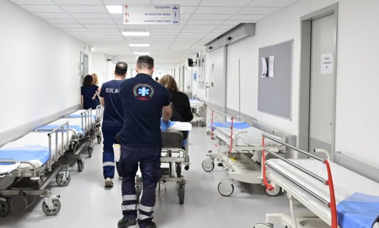 Ασφαλιστικό:-Στα-βαρέα-και-ανθυγιεινά-εντάσσονται-νοσηλευτές,-οδηγοί-και-πληρώματα-ασθενοφόρων-ΕΣΥ-και-ΕΚΑΒ