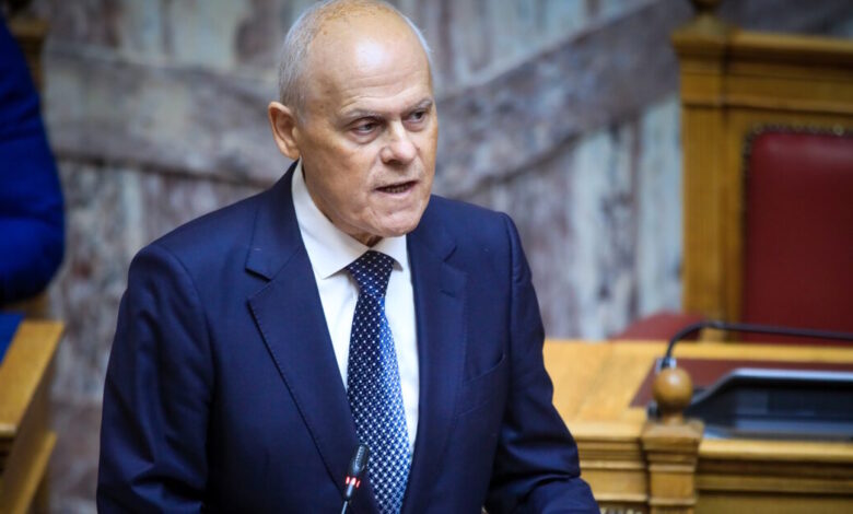 Νίκος-Ταγαράς:-Την-Τετάρτη-στην-Κόρινθο-η-κηδεία-του-υφυπουργού-–-Η-επιθυμία-της-οικογένειας
