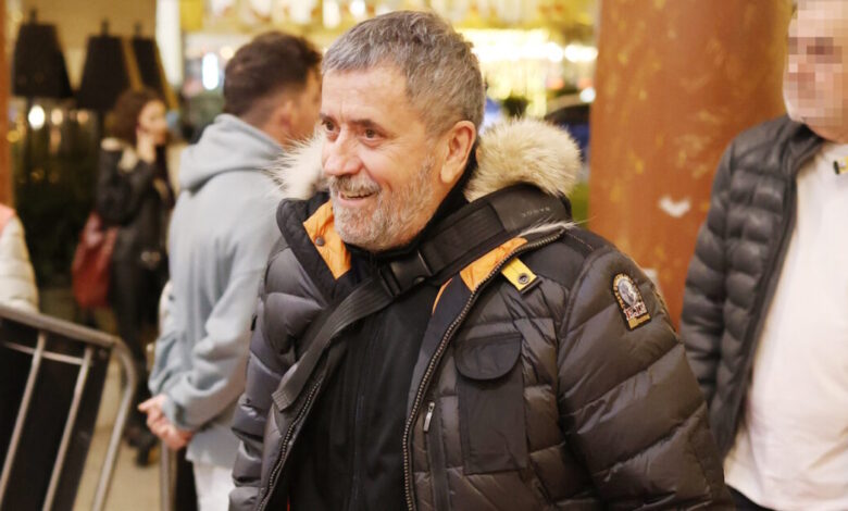 Ο-Σπύρος-Παπαδόπουλος-θυμάται-τη-στιγμή-που-πήρε-χάπι-για-σκύλους-στα-γυρίσματα-των-«Απαράδεκτων»