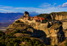 Πανηγυρίζει-η-Ιερά-Μονή-Αγίας-Τριάδος-Μετεώρων
