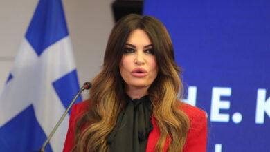 h-Κίμπερλι-Γκιλφόιλ-με-εκπροσώπους-των-onex-και-hanwha-ocean-για-την-επένδυση-«μαμούθ»-1,35-δισ.-ευρώ