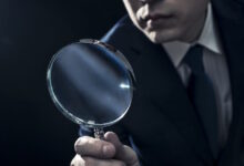 Βρετανία:-Εργοδότες-προσλαμβάνουν-ιδιωτικούς-ντετέκτιβ-για-να-«ξετρυπώσουν»-τους-υπαλλήλους-που-κλέβουν-εταιρείες-ή-δηλώνουν-ψευδώς-«άρρωστοι»