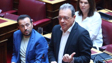 Αιχμές-Παππά-κατά-Φάμελλου-για-στασιμότητα-στον-ΣΥΡΙΖΑ-και-πίεση-για-καθαρές-αποφάσεις-με-φόντο-την-επιστροφή-Τσίπρα:-«Τα-ψέματα-τελείωσαν»