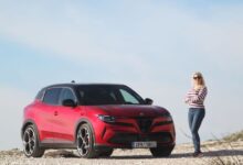 alfa-romeo-junior-elettrica-veloce-280ps-–-Δοκιμή:-Οδηγική-απόλαυση-που…-ηλεκτρίζει!