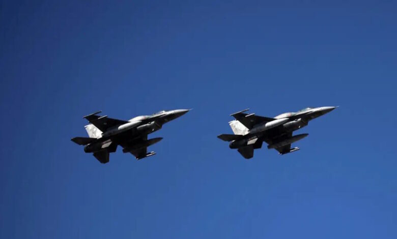 Με-οπλισμένα-f-16-η-Τουρκία-προκαλεί-ξανά-στο-Αιγαίο-–-Τέσσερις-οι-παραβάσεις-του-fir-Αθηνών