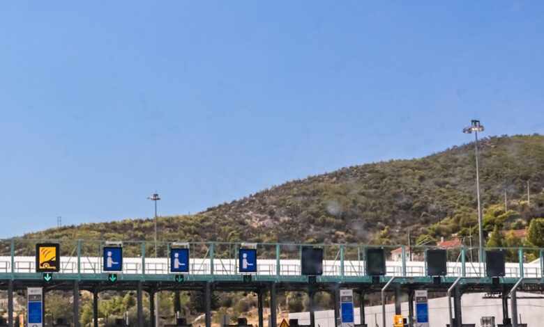 Τριήμερο-Αγίου-Πνεύματος:-Ομαλά-η-επιστροφή-των-εκδρομέων,-με-λίγες-καθυστερήσεις-στην-Αθηνών-–-Κορίνθου