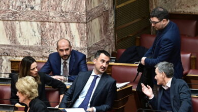 Διαλύεται-η-Νέα-Αριστερά:-Ανεξαρτητοποιούνται-Αχτσιόγλου,-Τζανακόπουλος,-Ηλιόπουλος,-Χαρίτσης-και-άλλοι-3-βουλευτές-–-Αποχωρούν-150-στελέχη