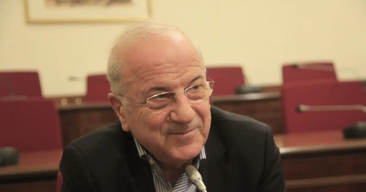 Πέθανε-ο-δημοσιογράφος-Νάσος-Αθανασίου-σε-ηλικία-75-χρόνων-–-Υπήρξε-πρωτοπόρος-της-ελληνικής-τηλεόρασης
