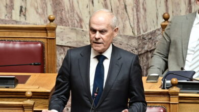 Στην-κηδεία-του-Νίκου-Ταγαρά-την-Τετάρτη-ο-Κυριάκος-Μητσοτάκης