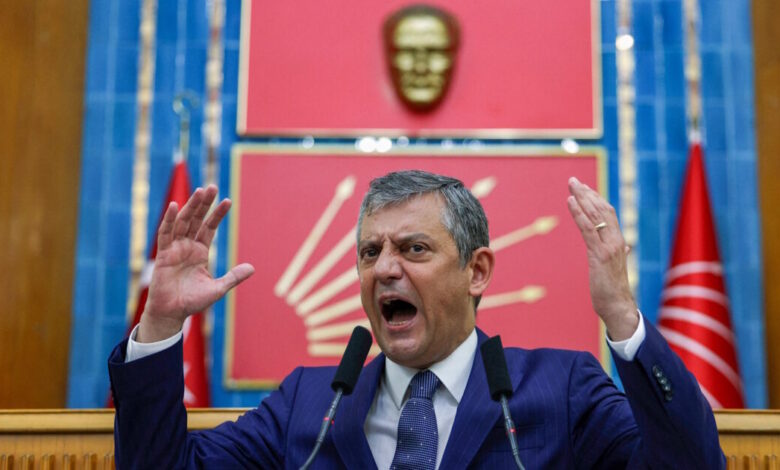 Τουρκία:-Βαθαίνει-η-εσωτερική-διαμάχη-και-κρίση-στο-chp-–-Αντιπαράθεση-για-συνέδριο,-φήμες-για-νέο-κόμμα