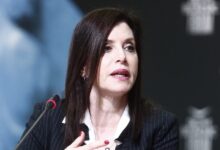 email-gate:-Απολογήθηκαν-η-Αννα-Μισέλ-Ασημακοπούλου,-ο-πρώην-ΓΓ-Εσωτερικών-και-δυο-«γαλάζια»-στελέχη-με-αλληλοκαρφώματα  