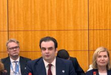 Πιερρακάκης:-Η-ρήτρα-διαφυγής-ευκαιρία-για-επενδύσεις-–-Διαχείριση-κονδυλίων-με-χειρουργική-ακρίβεια