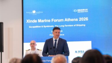 Κικίλιας:-Η-ναυτιλία-βασικός-πυλώνας-του-ελληνικού-ΑΕΠ-–-Το-ειδικό-βάρος-της-cosco-στο-λιμάνι-του-Πειραιά