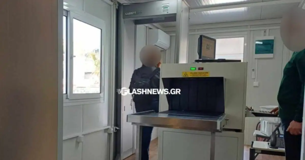 Χανιά:-Προσπάθησε-να-μπει-με-σουγιάδες-στο-αστυνομικό-μέγαρο-και-συνελήφθη