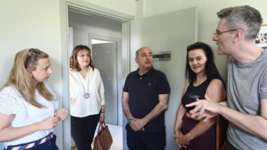 Τρίκαλα:-Στήριξη-σε-γυναίκες-θύματα-βίας-από-τον-Δήμο