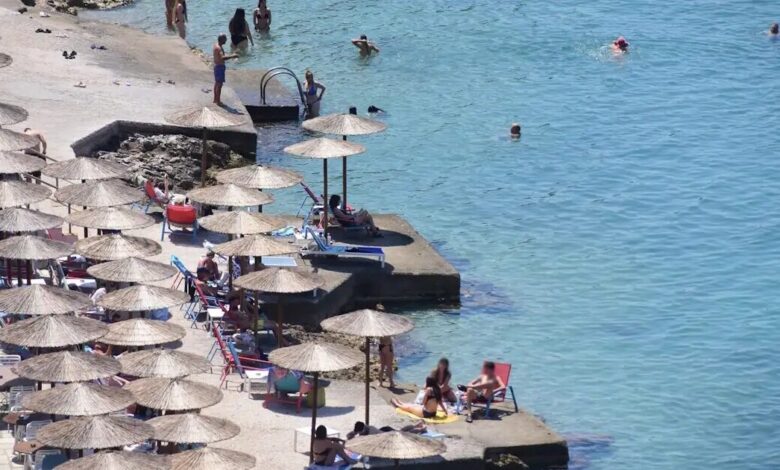 Η-ΑΑΔΕ-στοχεύει-σε-4.000-ελέγχους-το-καλοκαίρι-–-Ποια-νησιά-και-περιοχές-με-αυξημένα-airbnb-«κυκλώνει»