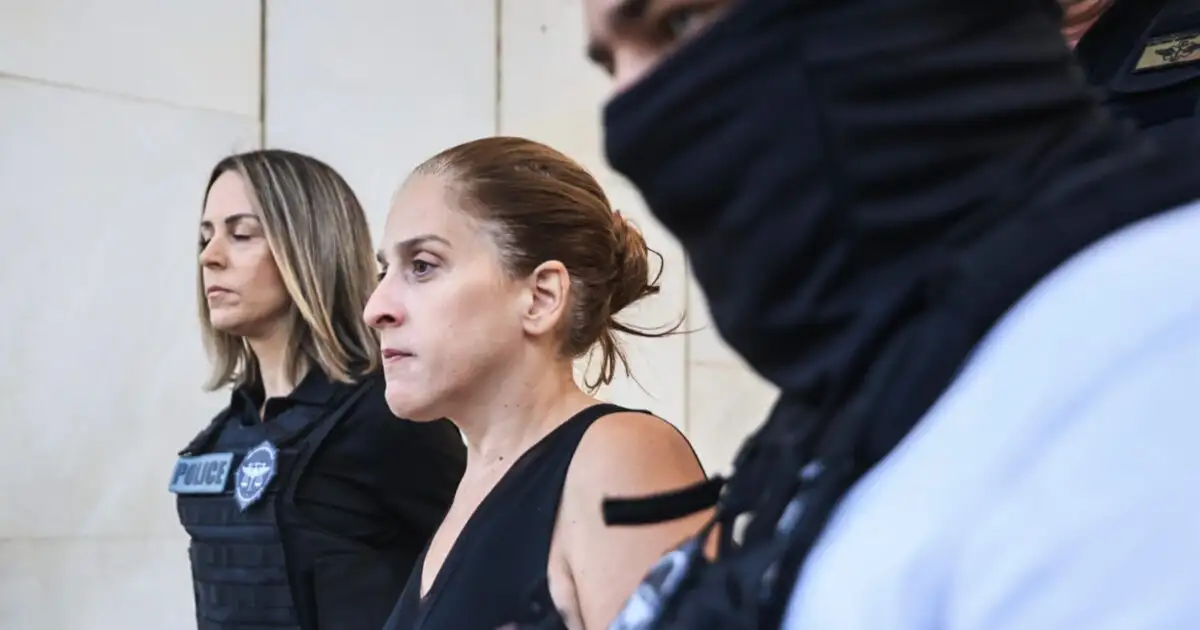 Από-τη-δολοφονία-του-Πολωνού-καθηγητή-στην-Αγία-Παρασκευή-στην-αυτοκτονία-της-πρώην-συζύγου-του-–-Οι-11-μήνες-στη-φυλακή-και-το-σημείωμα-στα-παιδιά-της