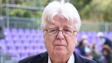 Ο-Σιακαντάρης-«κατέβασε»-το-ποστάρισμα-που-καλωσόριζε-τον-Φάμελλο-στην-ΕΛΑΣ-του-Τσίπρα