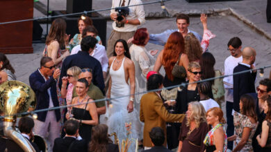dua-lipa-και-callum-turner-στο-Παλέρμο-για-το-3ήμερο-wedding-party-τους:-Ο-ξέφρενος-χορός-και-τα-φιλιά,-δείτε-βίντεο-και-φωτογραφίες