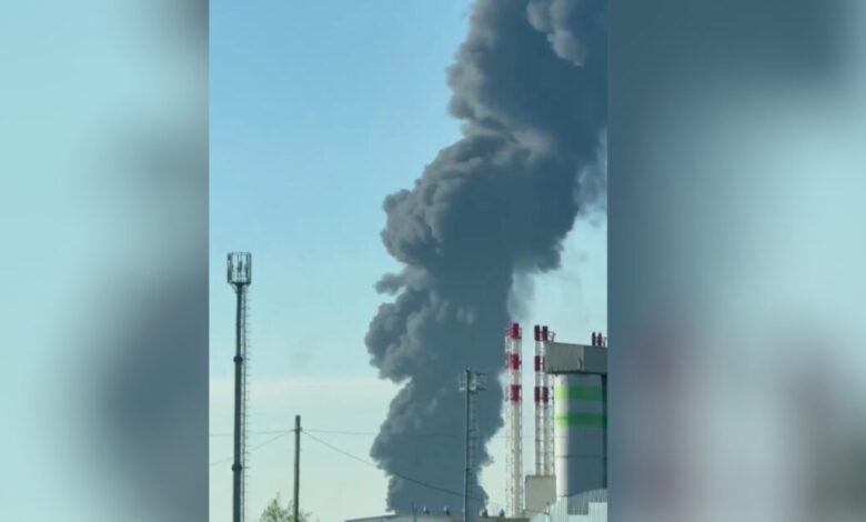 Ρωσία:-Σκληρό-σφυροκόπημα-της-Ουκρανίας-με-πάνω-από-370-drones-λίγο-μετά-το-«όχι»-του-Πούτιν-για-συνάντηση-με-Ζελένσκι