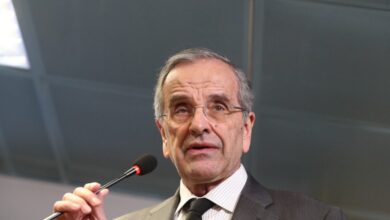 Ο-Αντώνης-Σαμαράς-προαναγγέλλει-νέο-κόμμα:-Έχω-πάρει-τις-αποφάσεις-μου-και-θα-τις-ανακοινώσω-όταν-και-όπως-πρέπει-–-Η-ομιλία-στο-Ηράκλειο