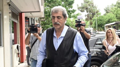 Πολάκης-στην-Κουμουνδούρου:-«Τα-ιστορικά-κόμματα-δεν-καταργούνται-με-ατομικές-αποφάσεις»-–-Παρών-στην-Πολιτική-Γραμματεία-του-ΣΥΡΙΖΑ