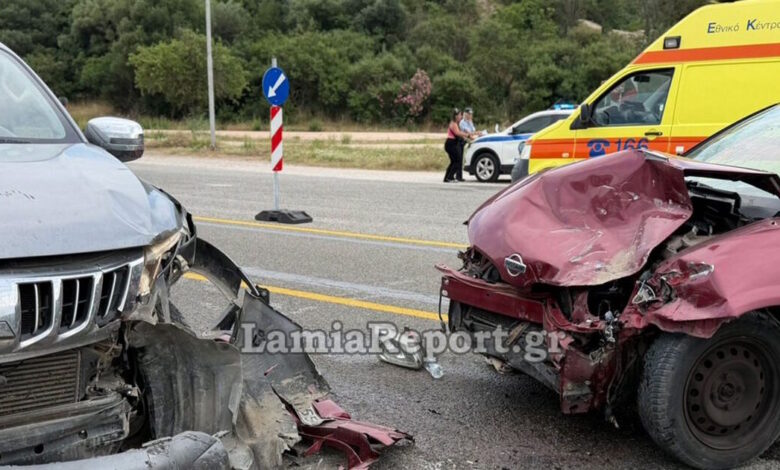Τροχαίο-στις-Θερμοπύλες:-Αυτοκίνητο-πέρασε-στο-αντίθετο-ρεύμα-και-συγκρούστηκε-σφοδρά-με-ένα-άλλο,-2-τραυματίες
