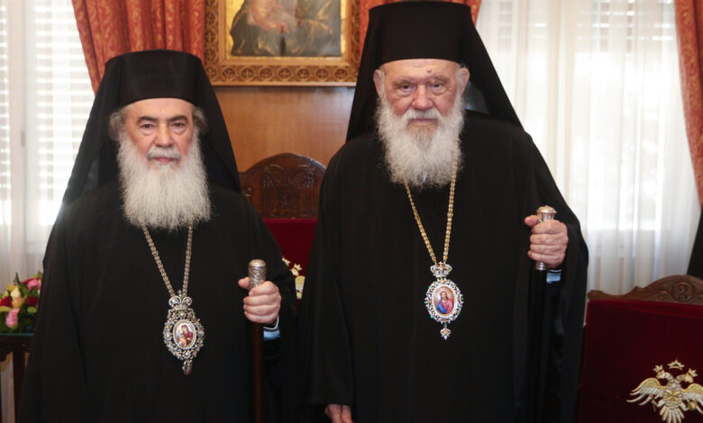 Εθιμοτυπική-επίσκεψη-του-Θεόφιλου-των-Ιεροσολύμων-στην-Αρχιεπισκοπή-Αθηνών- 