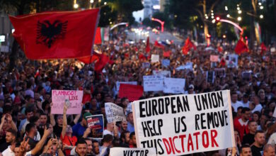 Αλβανία:-«Το-Ιράν-πίσω-από-τις-διαμαρτυρίες-για-την-κατασκευή-του-θέρετρου-Κούσνερ»-–-Διαψεύδει-η-Τεχεράνη