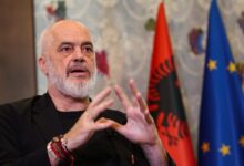 Αλβανία:-Ο-Ράμα-θα-συνεχίσει-με-το-πολυτελές-θέρετρο-που-συνδέεται-με-τον-Κούσνερ-παρά-τις-διαμαρτυρίες