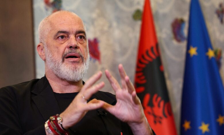 Αλβανία:-Ο-Ράμα-θα-συνεχίσει-με-το-πολυτελές-θέρετρο-που-συνδέεται-με-τον-Κούσνερ-παρά-τις-διαμαρτυρίες