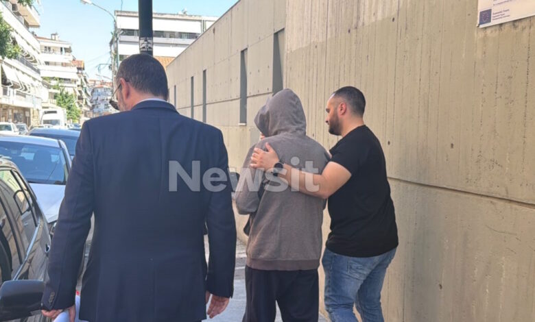 Προφυλακιστέος-ο-86χρονος-για-τη-δολοφονία-του-αδελφού-του-στα-Τρίκαλα-–-Η-δήλωση-των-συνηγόρων-υπεράσπισης