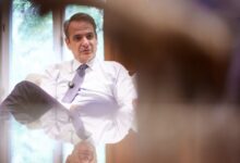 Νυν-υπέρ-πάντων-ο-αγών-για-τον-Μητσοτάκη-το-30-32%-^-σημειακές-αλλαγές-στην-κυβέρνηση-μόνο-για-τα-κενά-^-αρχές-Αυγούστου-θα-έχει-ολοκληρωθεί-και-η-Συνταγματική-Αναθεώρηση-^-από-Σεπτέμβριο-όλα-ανοιχτά-^-απόφαση-του-Μητσοτάκη-είναι-πότε-θα-πατήσει-το-κουμπί