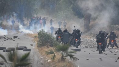 Βολιβία:-Βίαιη-καταστολή-των-διαδηλωτών-που-ζητούν-την-παραίτηση-του-προέδρου-Πας