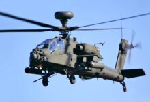 Τραμπ:-Σώοι-οι-πιλότοι-του-apache-που-έπεσε-στα-Στενά-του-Ορμούζ