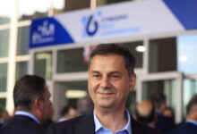 Πώς-απεγκλωβίστηκαν-ο-Χάρης-Θεοχάρης-και-13-Έλληνες-από-το-Ιρανικό-Κουρδιστάν-–-Η-επιχείρηση-του-υπουργείου-Εξωτερικών