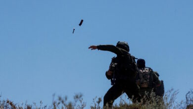 Η-στιγμή-που-Ισραηλινός-στρατιώτης-ανοίγει-πυρ-και-σκοτώνει-βρέφος-στη-Χεβρώνα