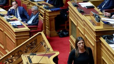 Βουλή:-Τα-42-μέλη-της-Επιτροπής-για-την-Συνταγματική-Αναθεώρηση