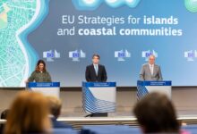 Η-Ευρωπαϊκή-Επιτροπή-χαράσσει-νέα-στρατηγική-για-τα-νησιά-και-τις-παράκτιες-περιοχές