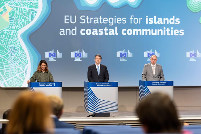 Η-Ευρωπαϊκή-Επιτροπή-χαράσσει-νέα-στρατηγική-για-τα-νησιά-και-τις-παράκτιες-περιοχές