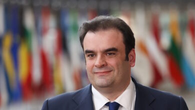 Ο-Πιερρακάκης-στο-Λουξεμβούργο-για-eurogroup-και-ecofin-–-Η-ατζέντα-και-το-δείπνο-με-τον-Γιούνκερ