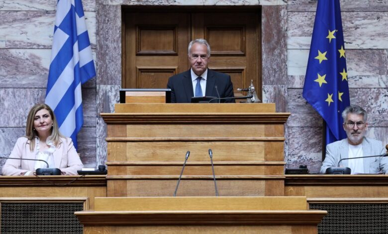 Συνταγματική-Αναθεώρηση:-Ο-Μάκης-Βορίδης-πρόεδρος-της-Επιτροπής-–-Πώς-ψήφισαν-τα-κόμματα