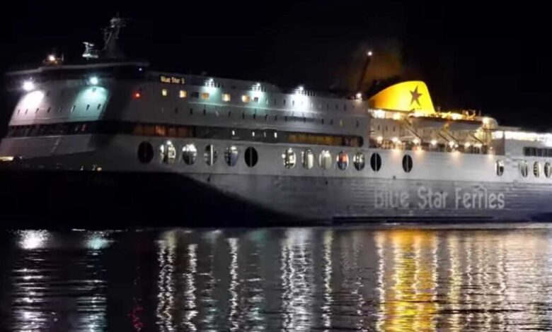 Απειλή-για-βόμβα-στο-«blue-star-2»-–-Κατέπλευσε-με-1050-επιβαίνοντες-στο-λιμάνι-του-Λαυρίου